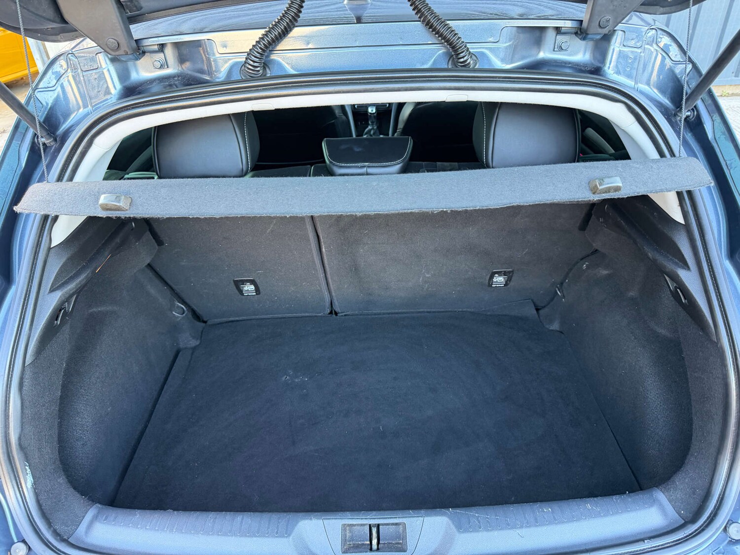 Used Renault Megane 2017 for sale - 76892328: Photo 22