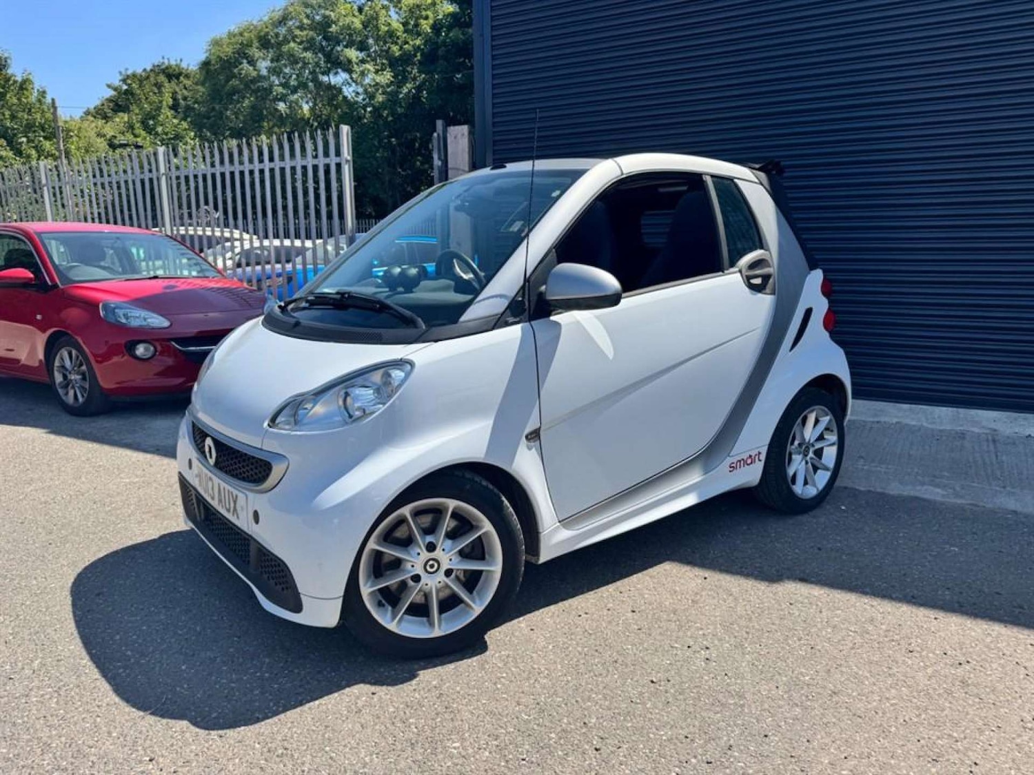 Used smart fortwo 2013 for sale - 76476784: Photo 1