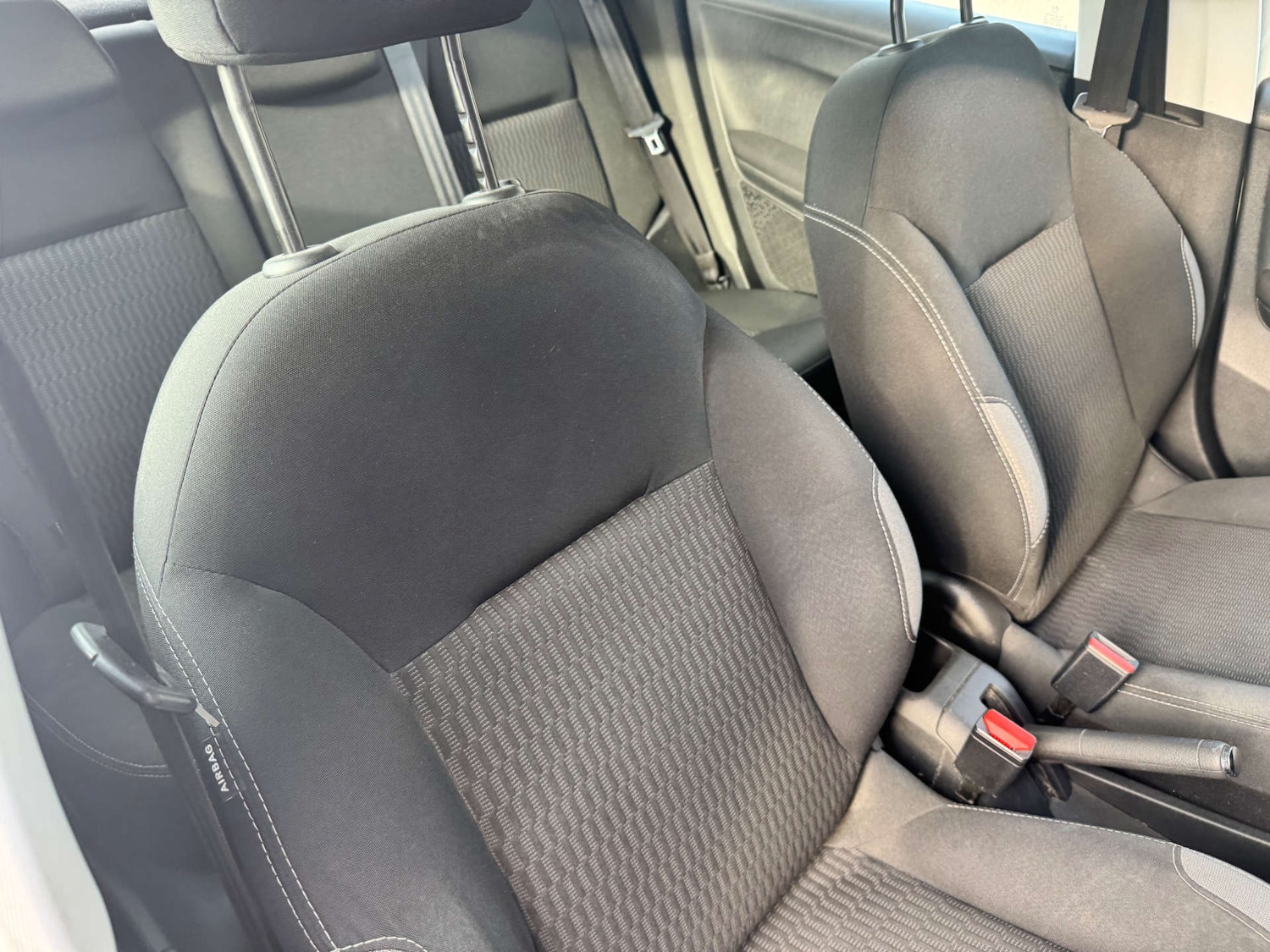 Used Peugeot 208 2016 for sale - 76476786: Photo 13