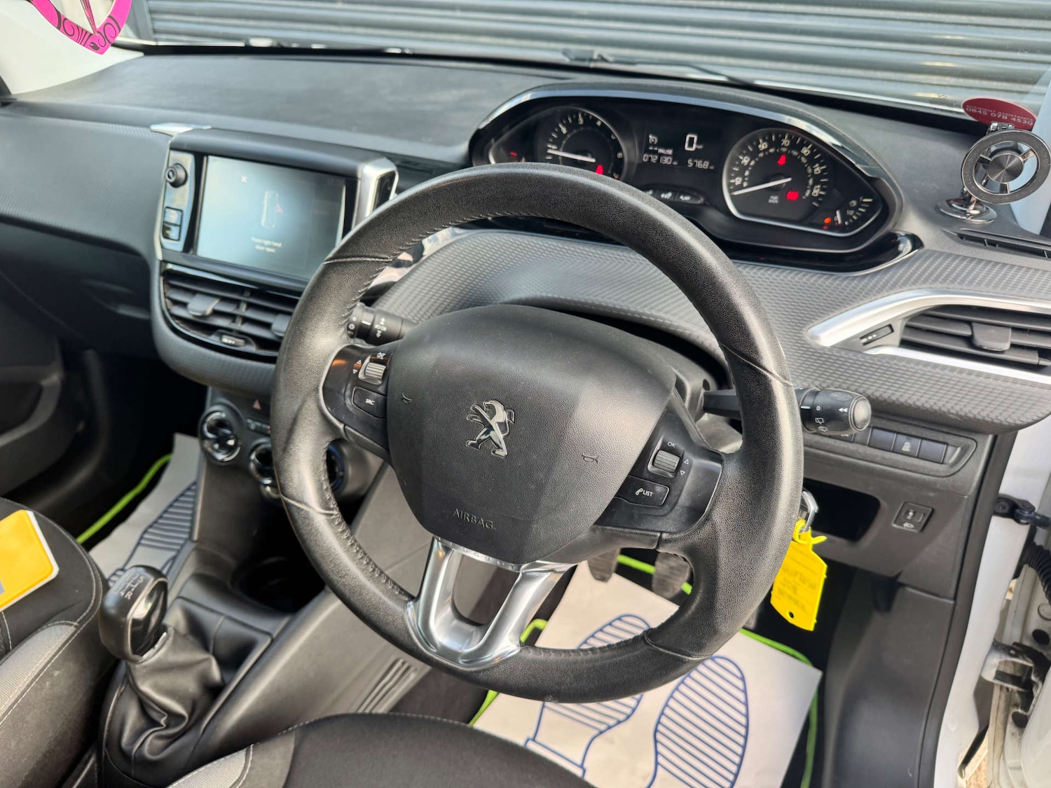 Used Peugeot 208 2016 for sale - 76476786: Photo 15