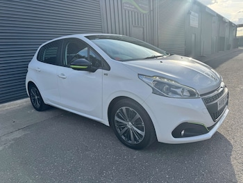 Used Peugeot 208 2016 for sale - 76476786: Photo