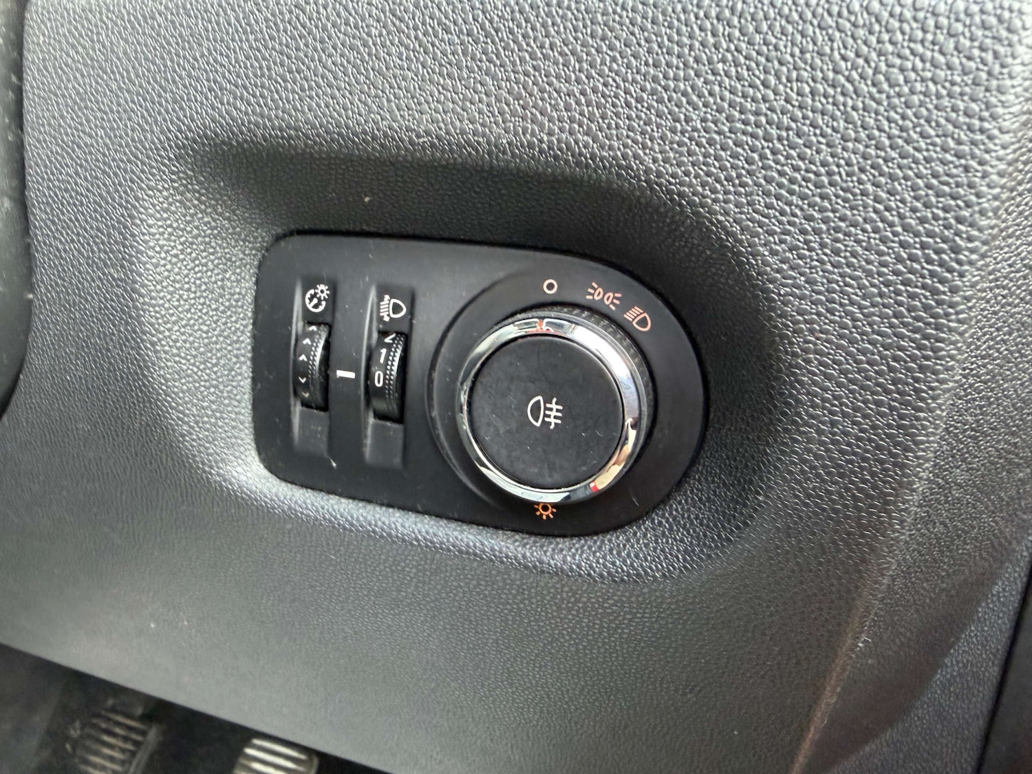 Used Vauxhall Corsa 2013 for sale - 76476772: Photo 12