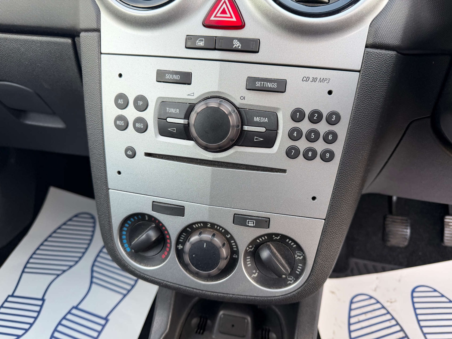 Used Vauxhall Corsa 2013 for sale - 76476772: Photo 16