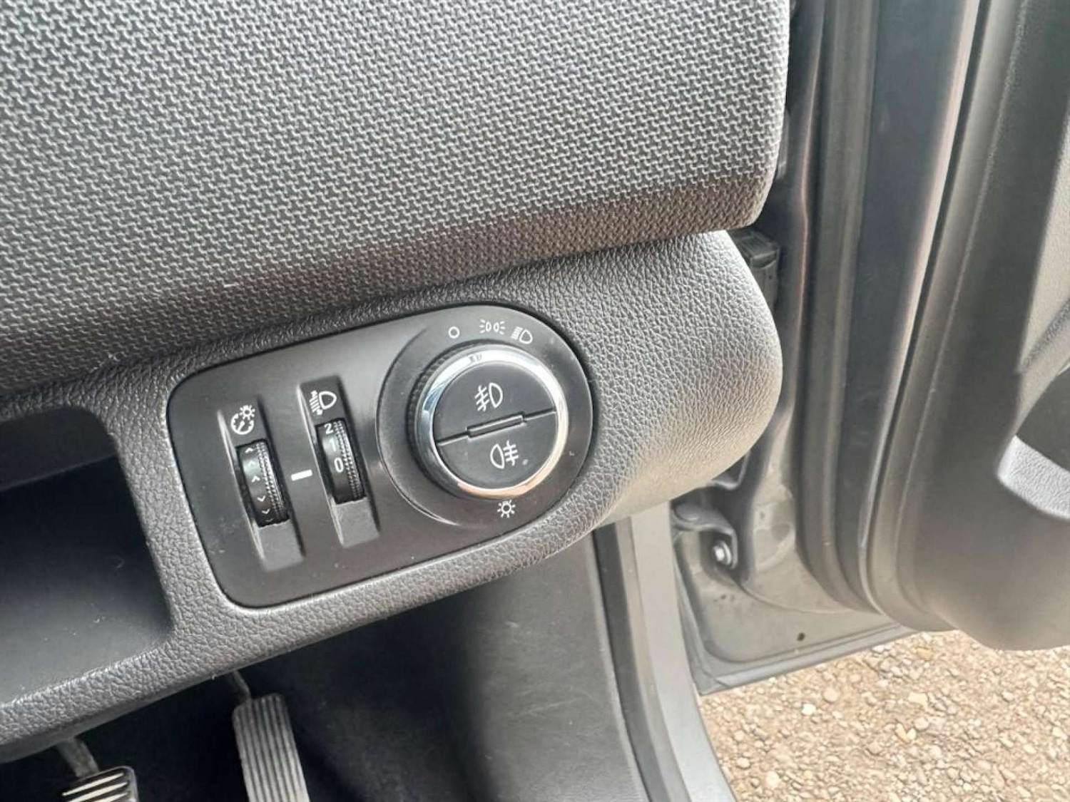 Used Vauxhall Meriva 2017 for sale - 76476774: Photo 12