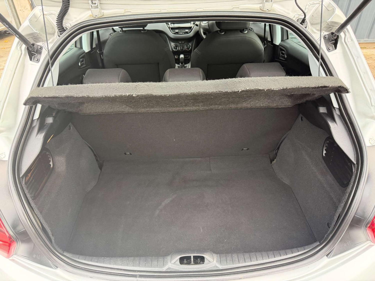 Used Peugeot 208 2015 for sale - 76491001: Photo 11