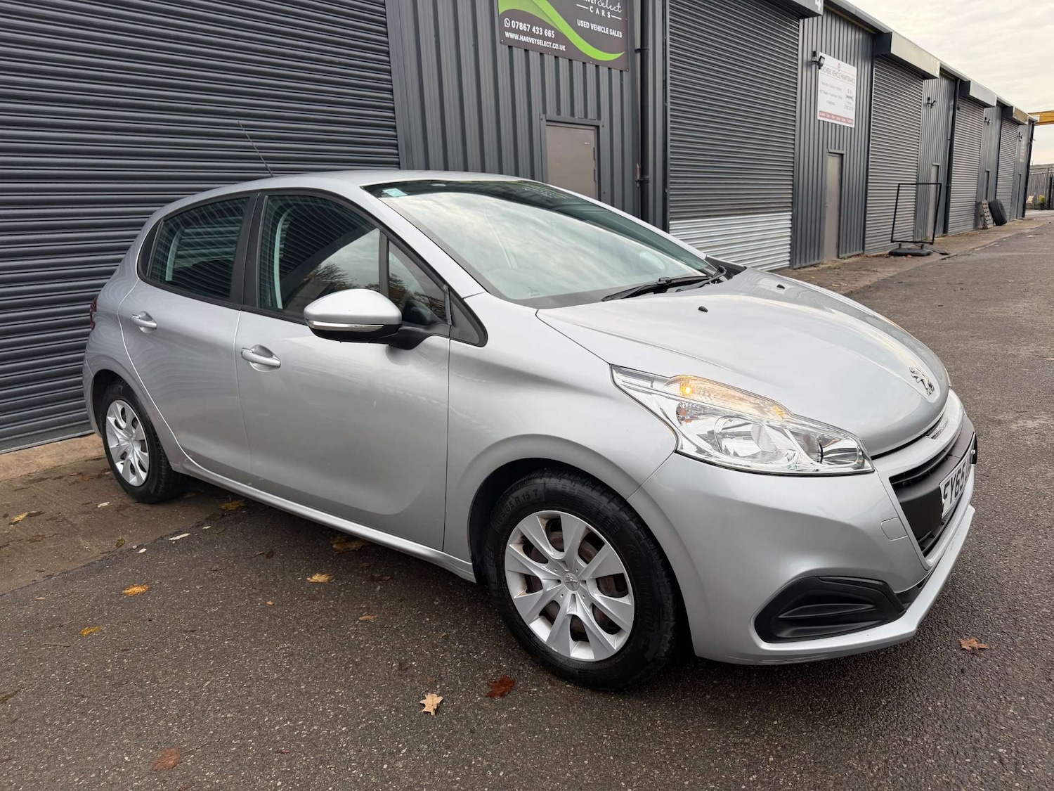 Used Peugeot 208 2015 for sale - 76491001: Photo 4