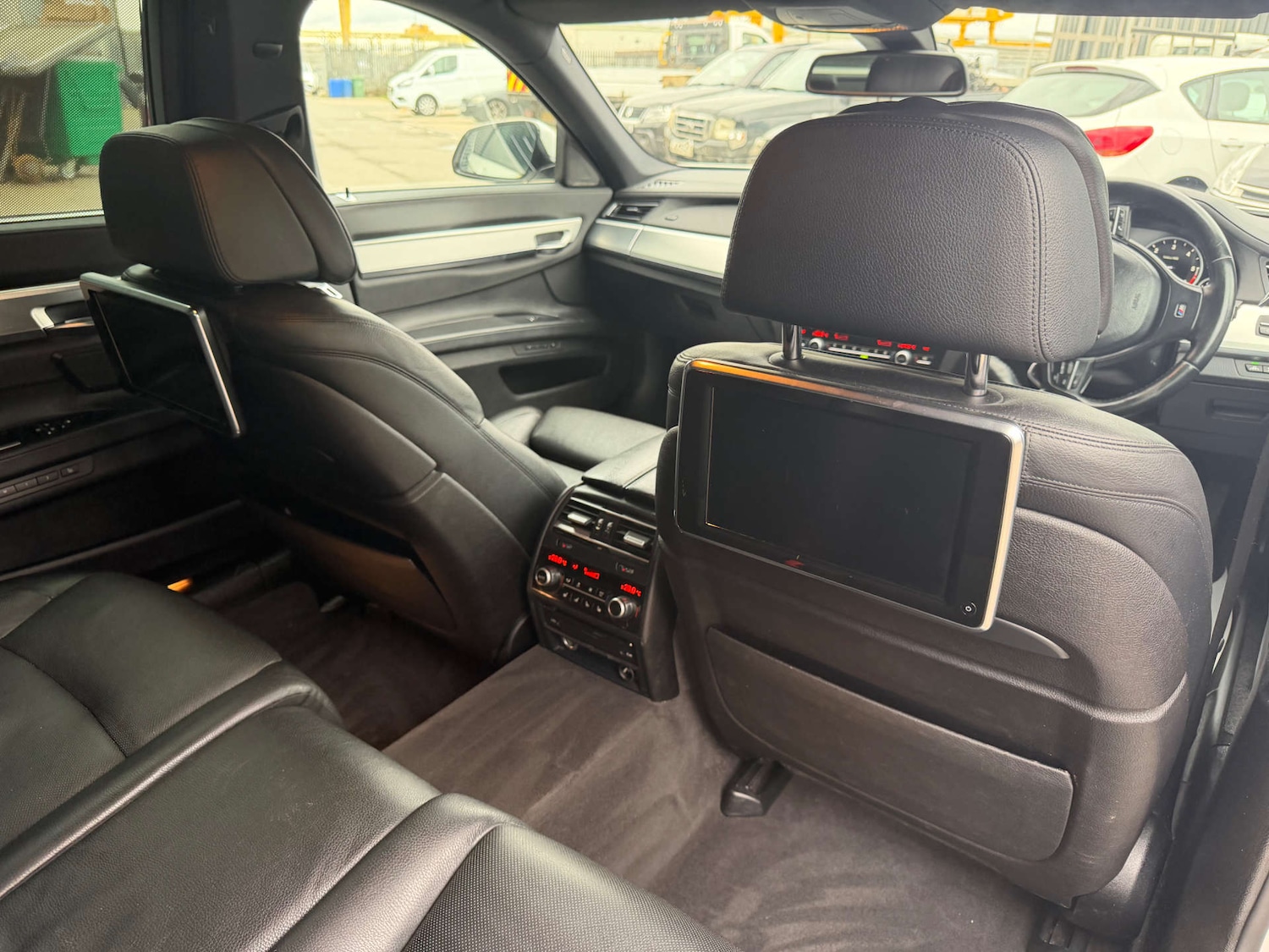 Used BMW 7 Series 2013 for sale - 77632210: Photo 24