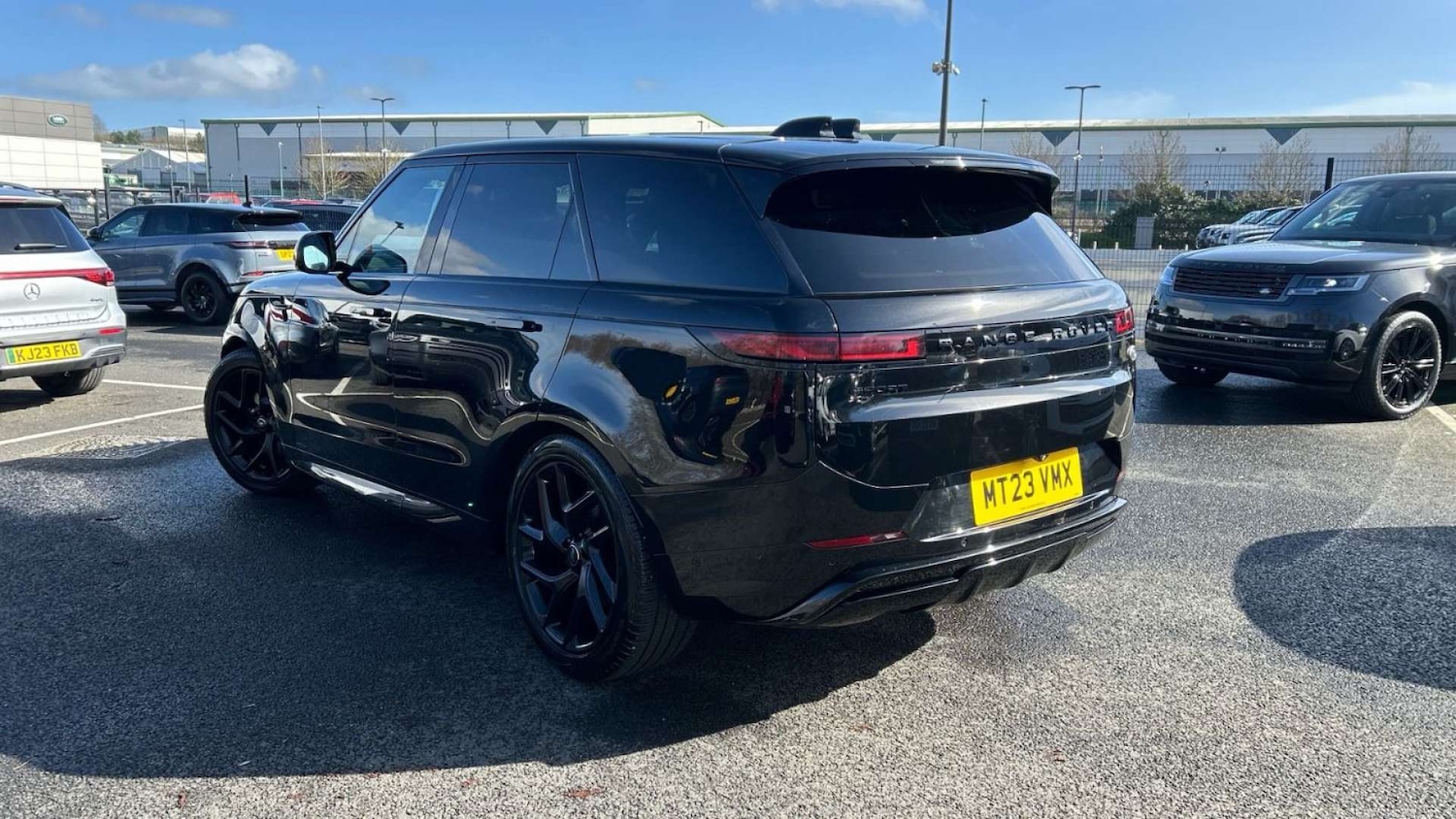 Used Land Rover Range Rover Sport 2023 for sale - 77968983: Photo 2