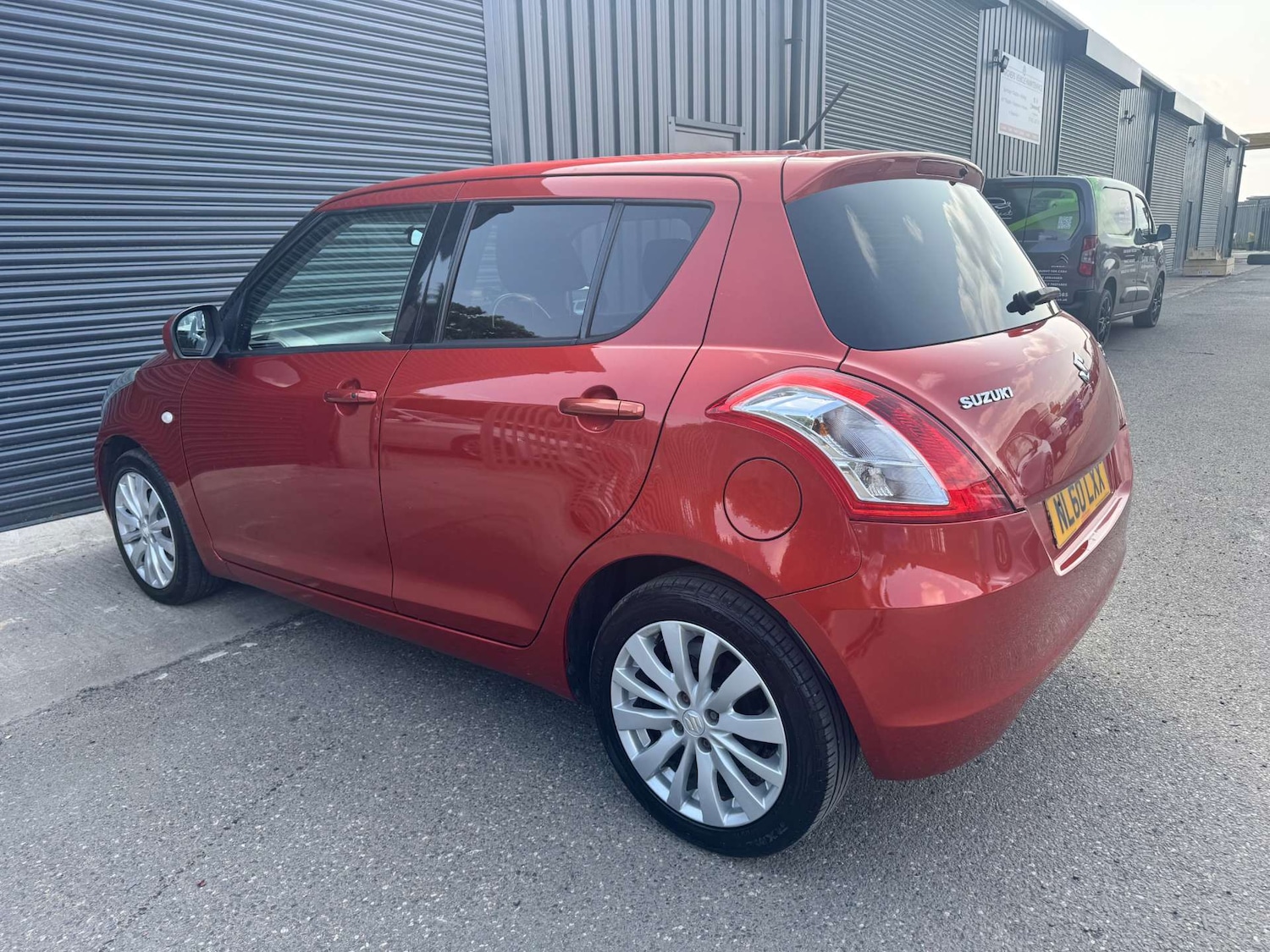 Used Suzuki Swift 2010 for sale - 76919198: Photo 4