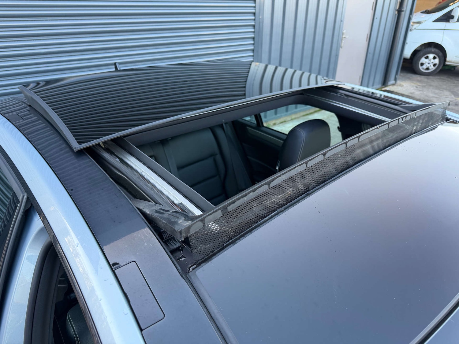 Used Mercedes-Benz E Class 2015 for sale - 76737872: Photo 16