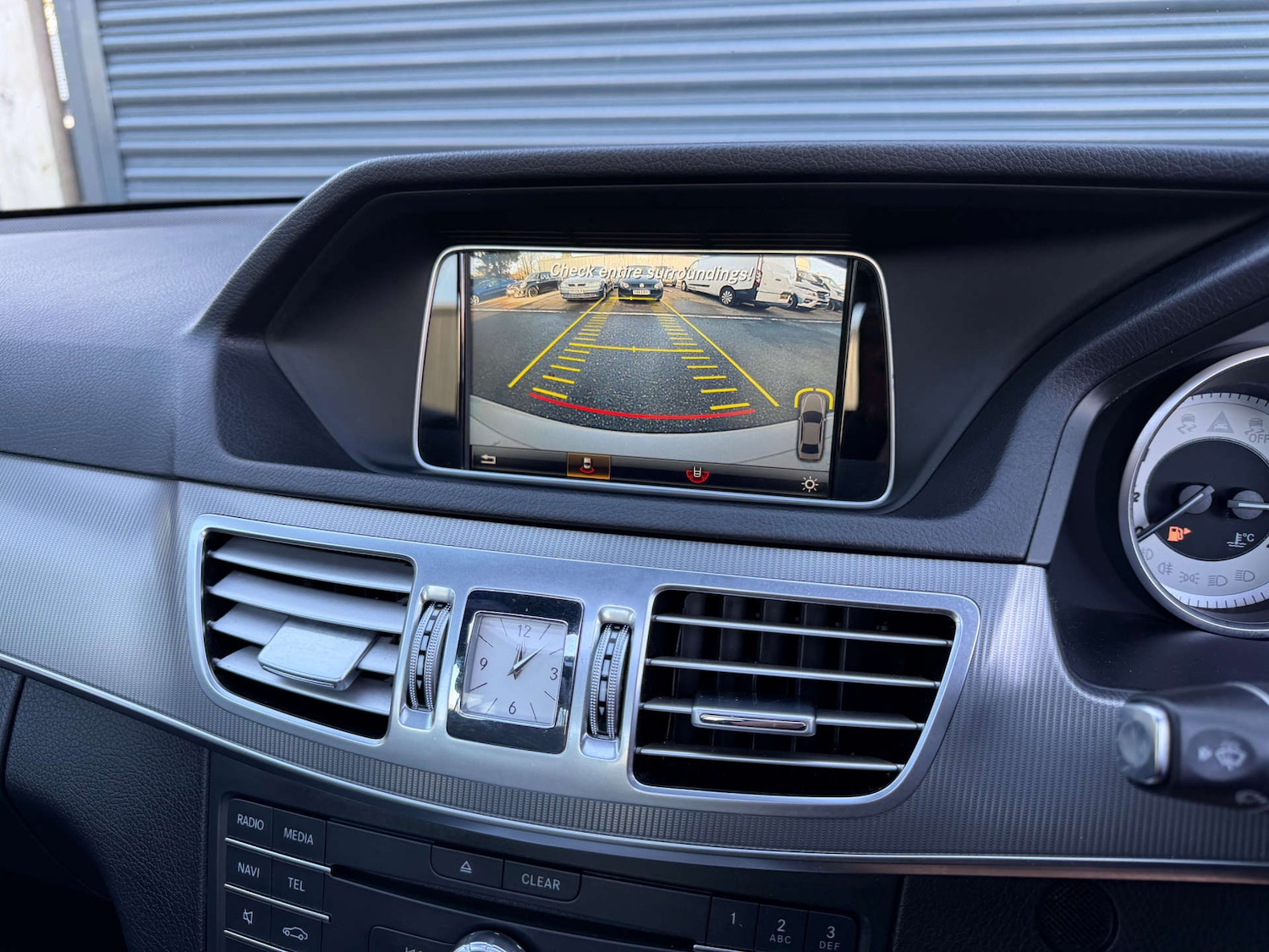 Used Mercedes-Benz E Class 2015 for sale - 76737872: Photo 20