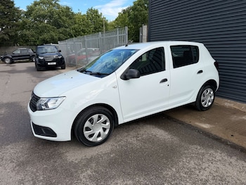 Used Dacia Sandero 2018 for sale - 78852969: Photo