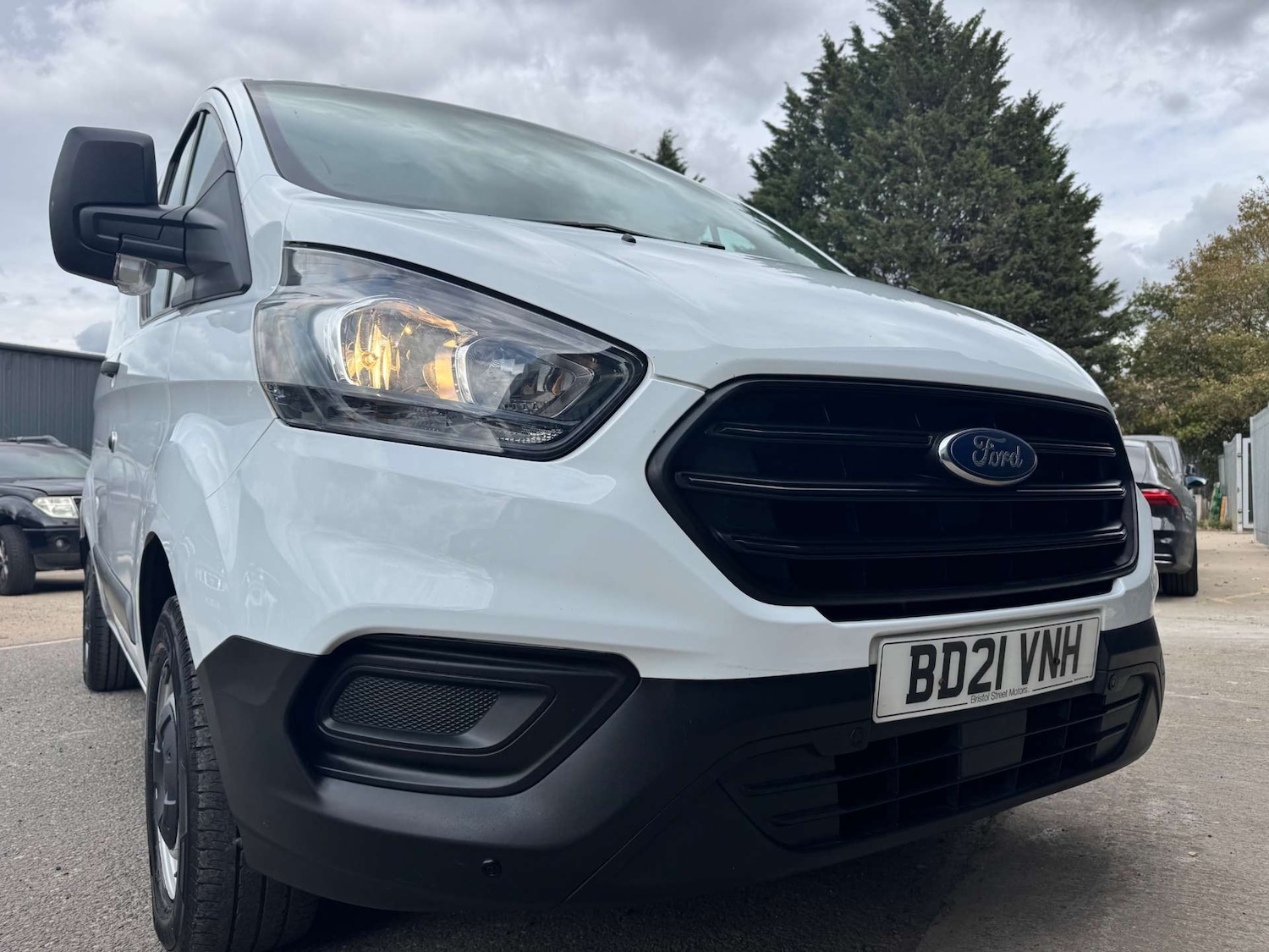 Used Ford Transit Custom 2021 for sale - 76476752: Photo 2