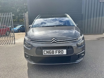 Used Citroen C4 Grand Picasso 2018 for sale - 76476750: Photo