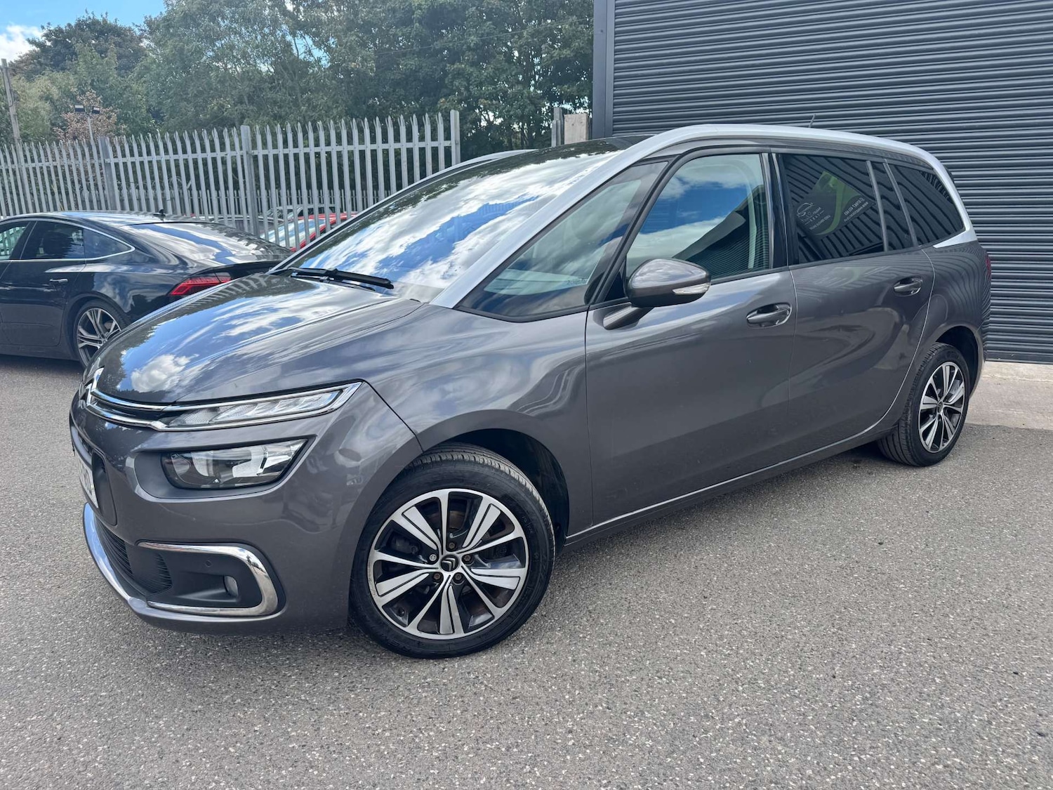 Used Citroen C4 Grand Picasso 2018 for sale - 76476750: Photo 8