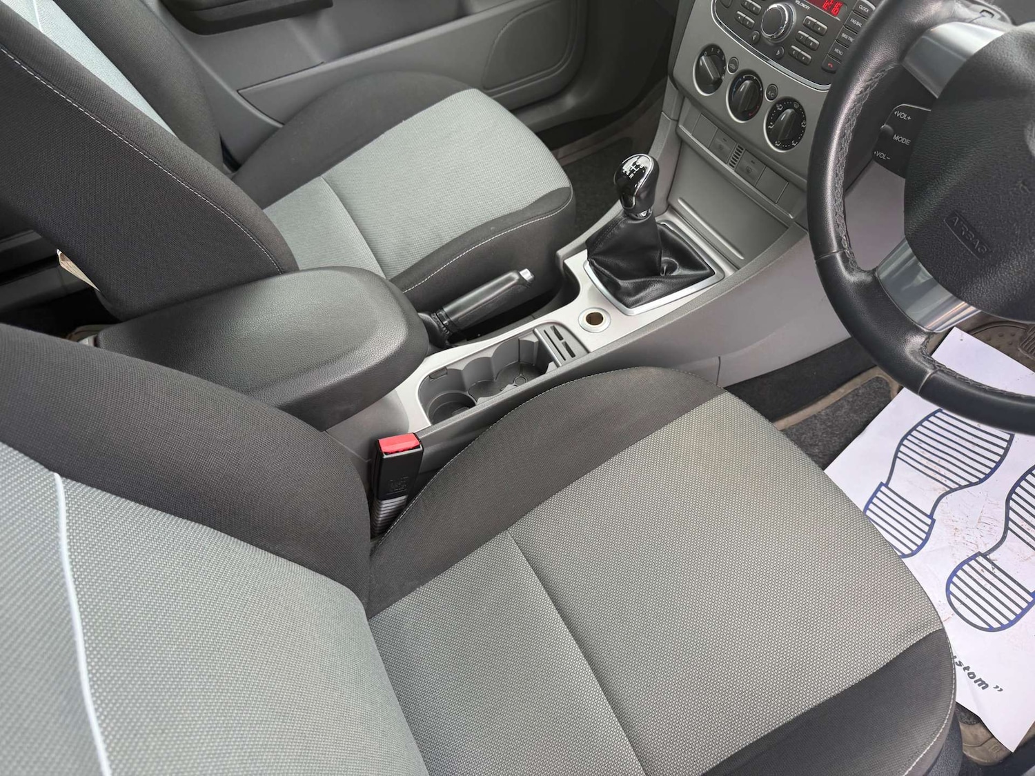 Used Ford Focus 2010 for sale - 78179679: Photo 15