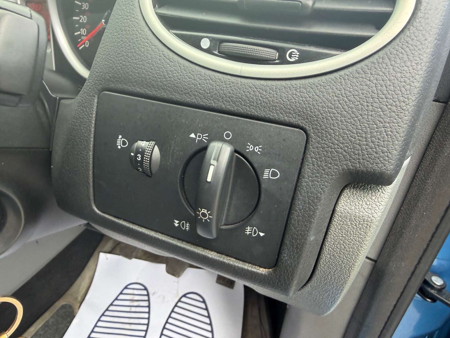 Used Ford Focus 2010 for sale - 78179679: Photo 8