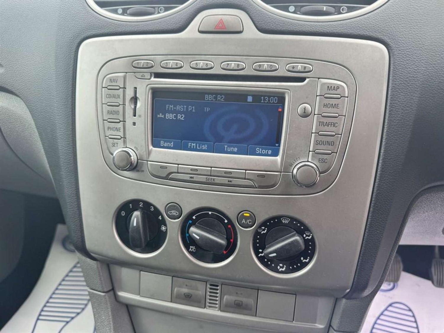 Used Ford Focus 2011 for sale - 76476789: Photo 11