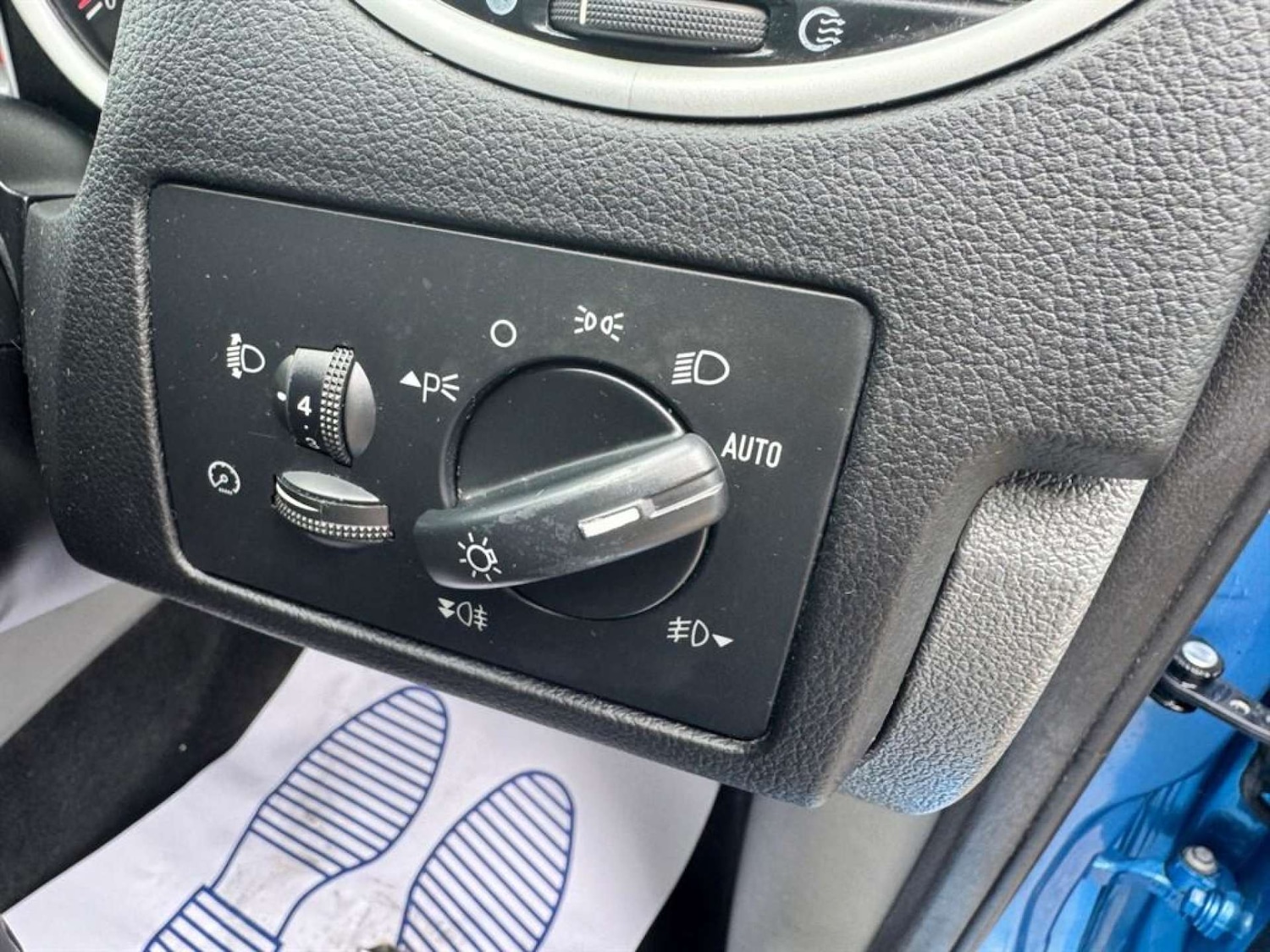 Used Ford Focus 2011 for sale - 76476789: Photo 12