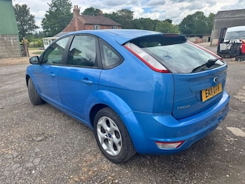 Used Ford Focus 2011 for sale - 76476789: Photo