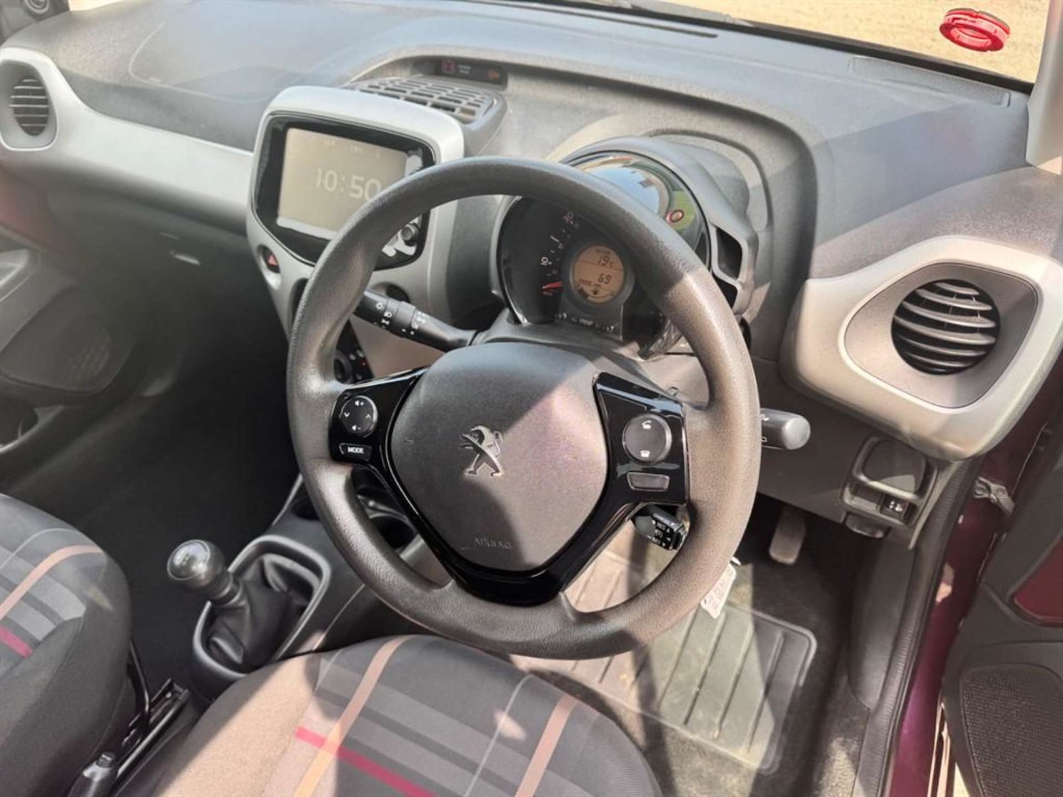 Used Peugeot 108 2016 for sale - 76476758: Photo 9