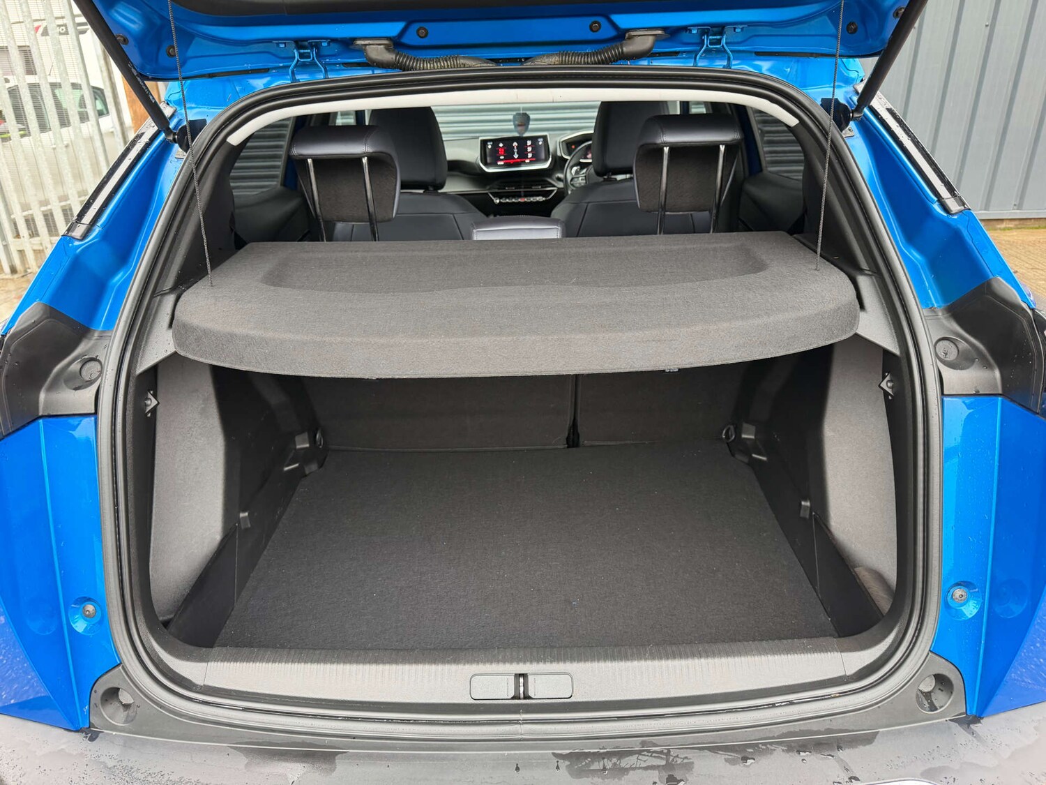 Used Peugeot 2008 2020 for sale - 76589708: Photo 5