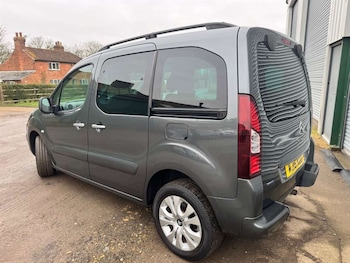 Used Citroen Berlingo Multispace 2016 for sale - 76476764: Photo