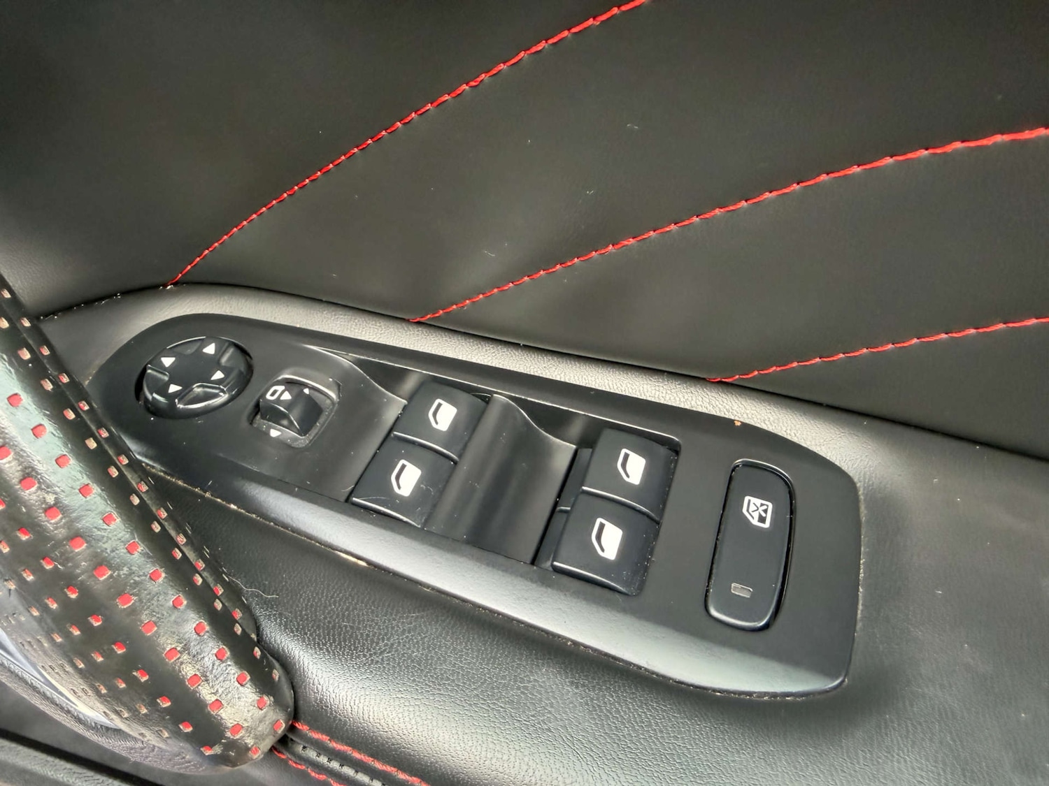 Used Peugeot 308 2016 for sale - 77378358: Photo 6