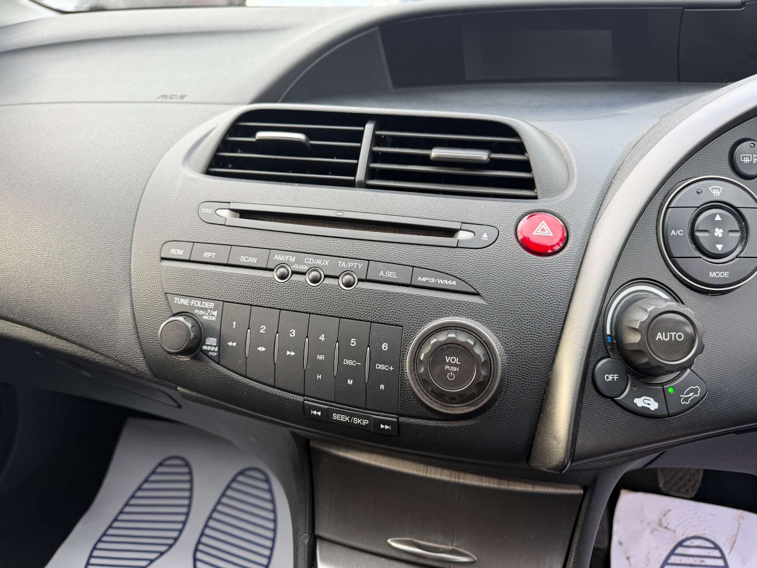 Used Honda Civic 2009 for sale - 78011912: Photo 11