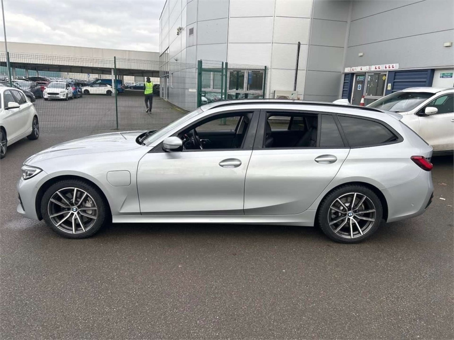 Used BMW 3 Series 2021 for sale - 77523375: Photo 5