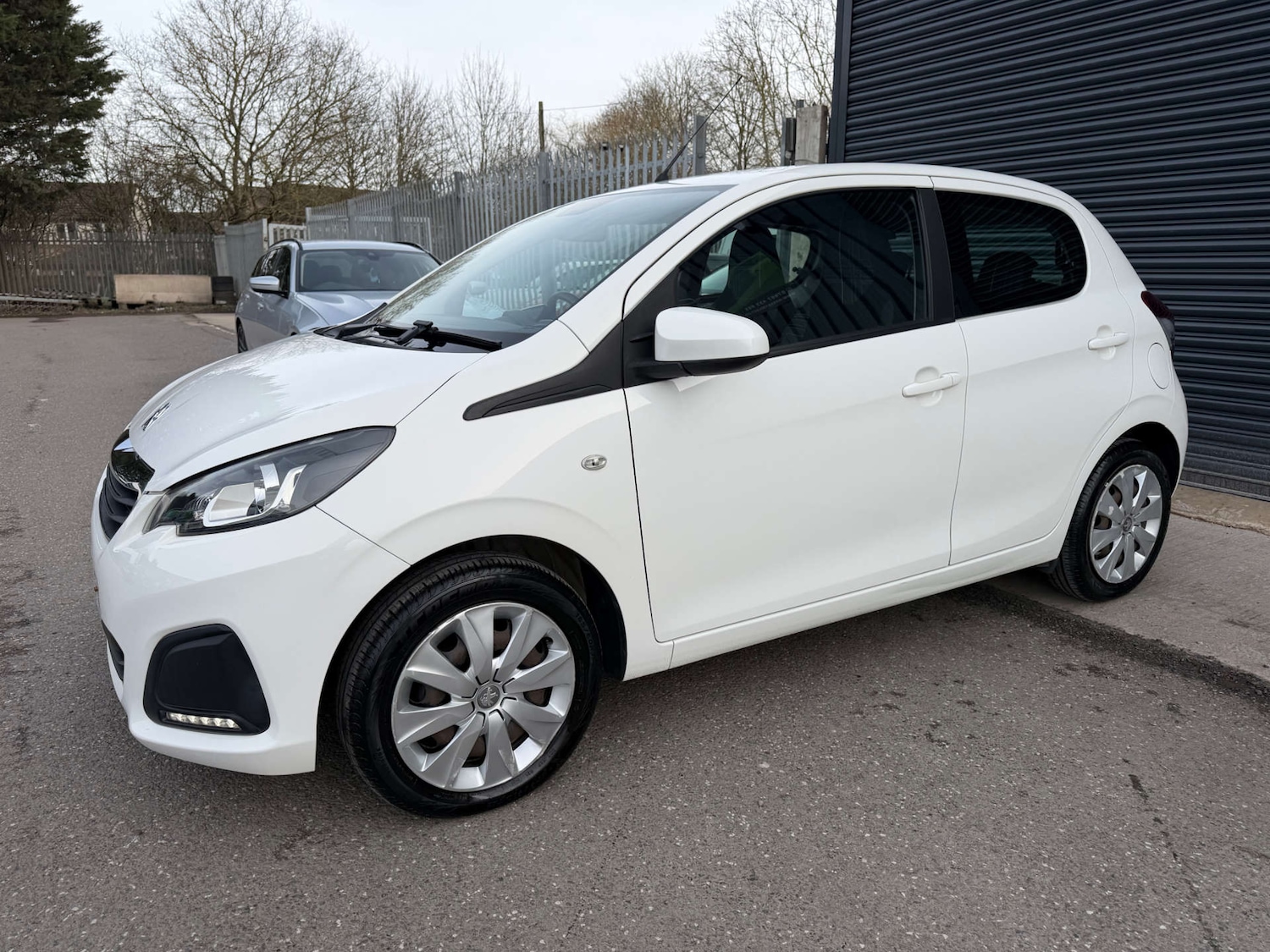Used Peugeot 108 2017 for sale - 77583960: Photo 6