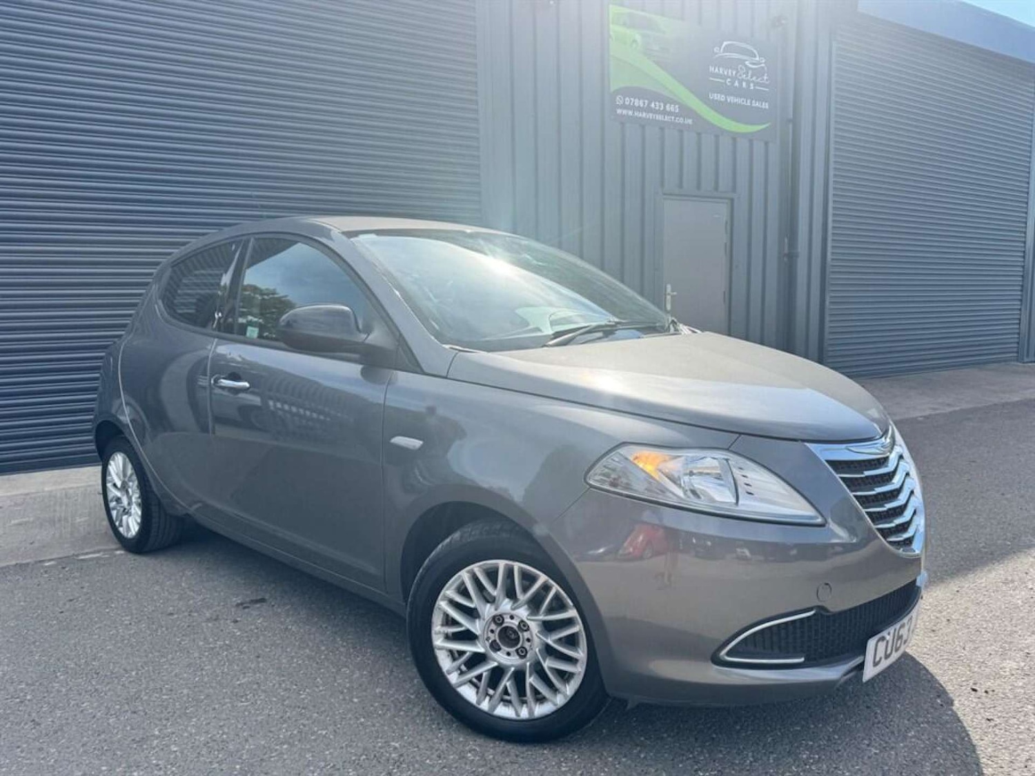 Used Chrysler Ypsilon 2013 for sale - 76933014: Photo 1