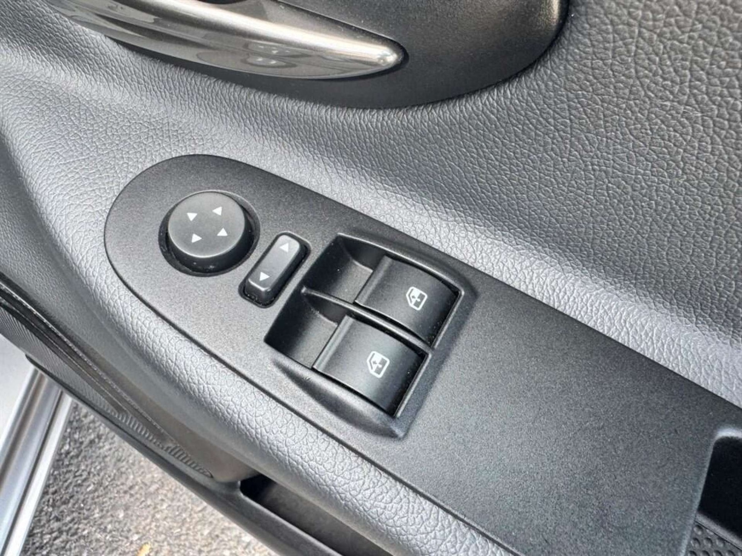 Used Chrysler Ypsilon 2013 for sale - 76933014: Photo 10