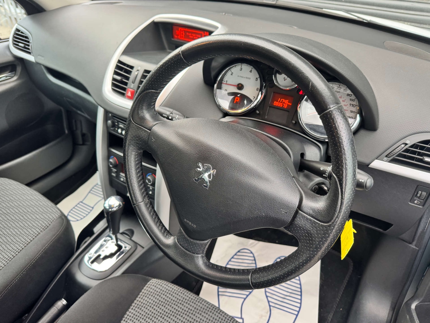 Used Peugeot 207 2009 for sale - 77132819: Photo 10