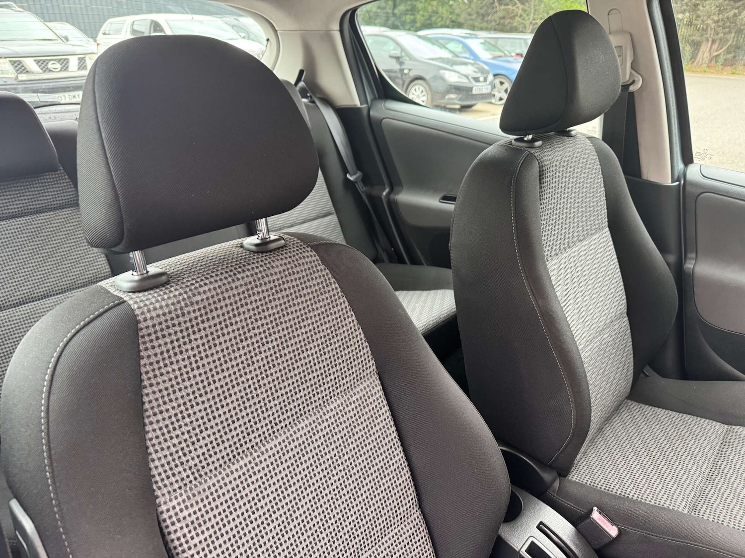 Used Peugeot 207 2009 for sale - 77132819: Photo 12