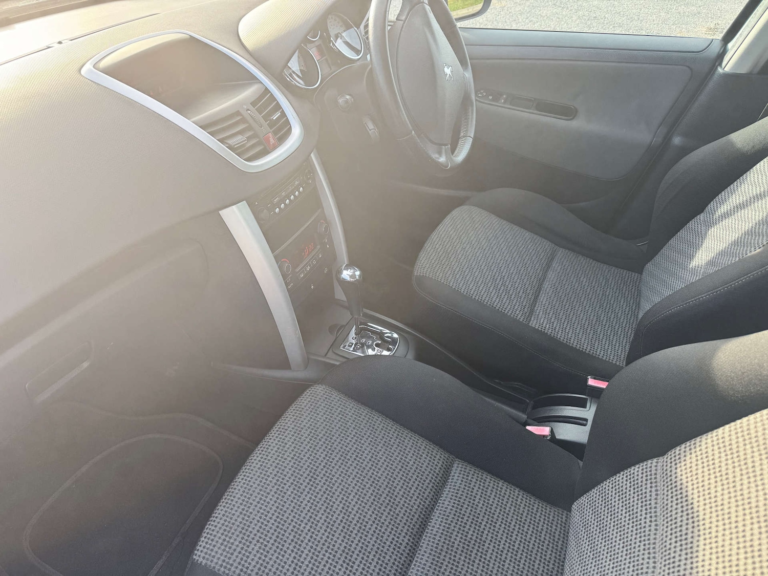 Used Peugeot 207 2009 for sale - 77132819: Photo 19