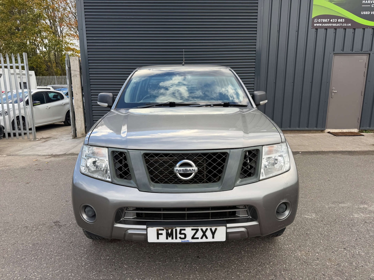 Used Nissan Navara 2015 for sale - 76476783: Photo 3
