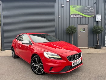 Used Volvo V40 2016 for sale - 79606825: Photo