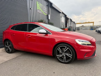 Used Volvo V40 2016 for sale - 79606825: Photo