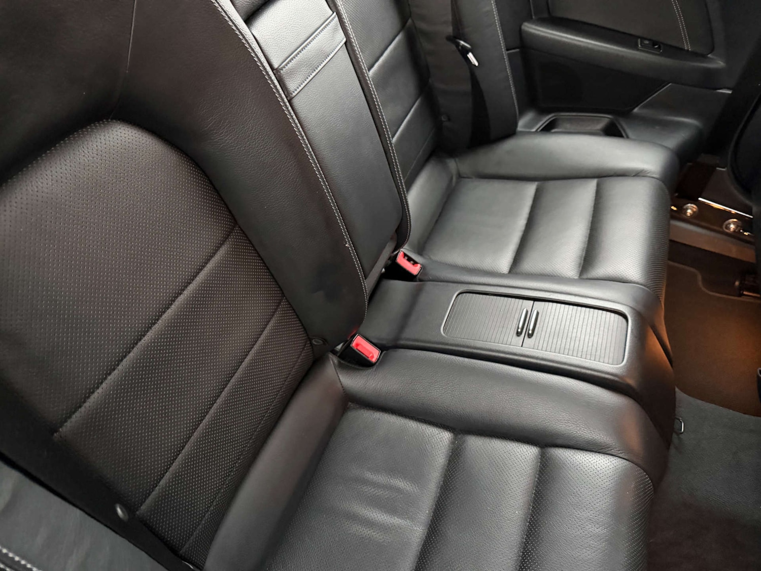 Used Mercedes-Benz E Class 2015 for sale - 76476738: Photo 14