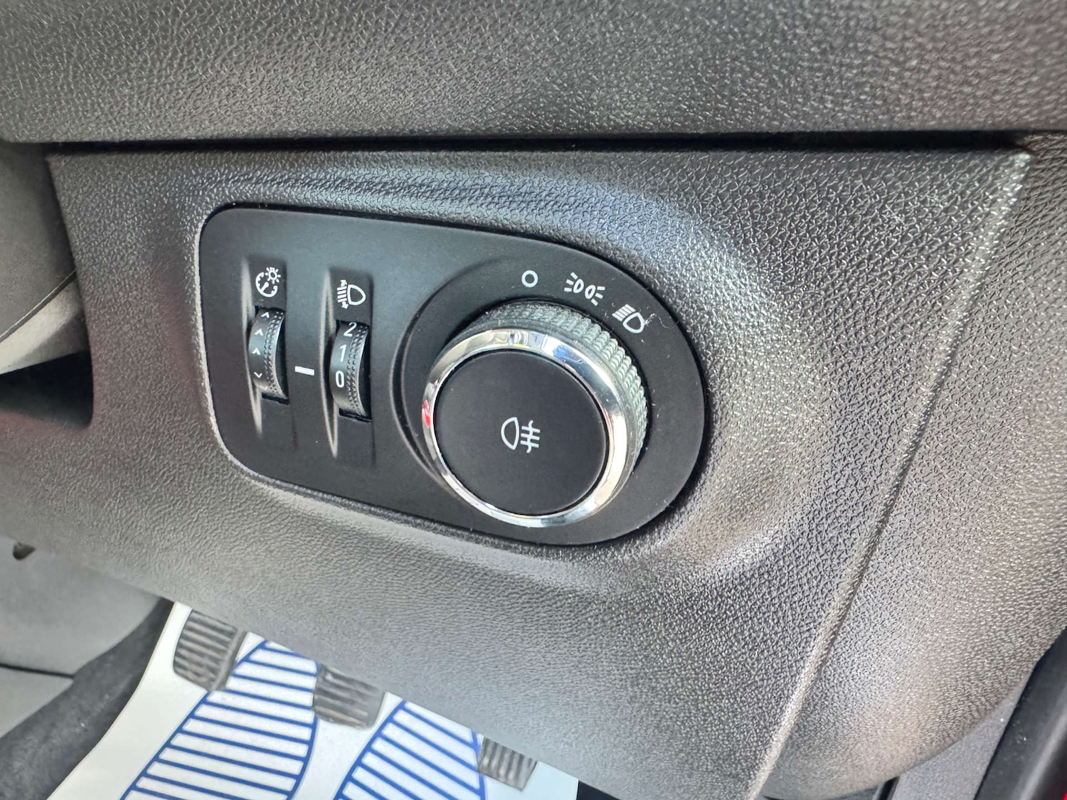 Used Vauxhall ADAM 2014 for sale - 76476741: Photo 25