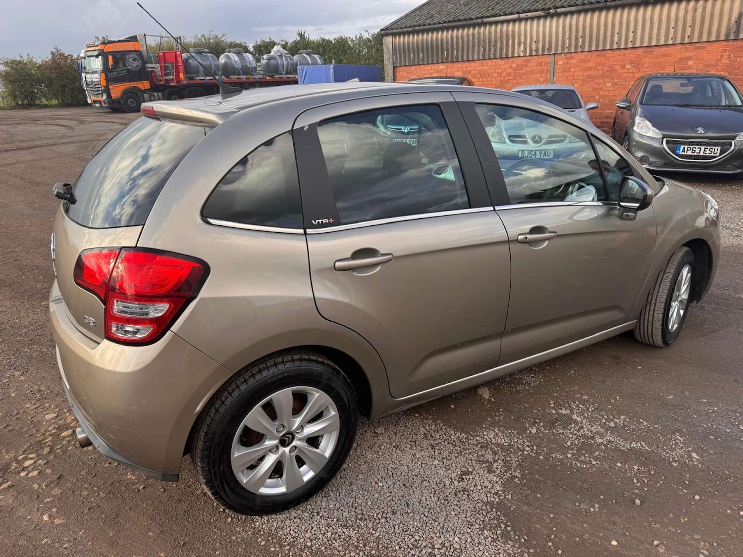 Used Citroen C3 2011 for sale - 78134652: Photo 3