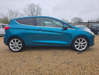 Used Ford Fiesta 2018 for sale - 79285371: Photo