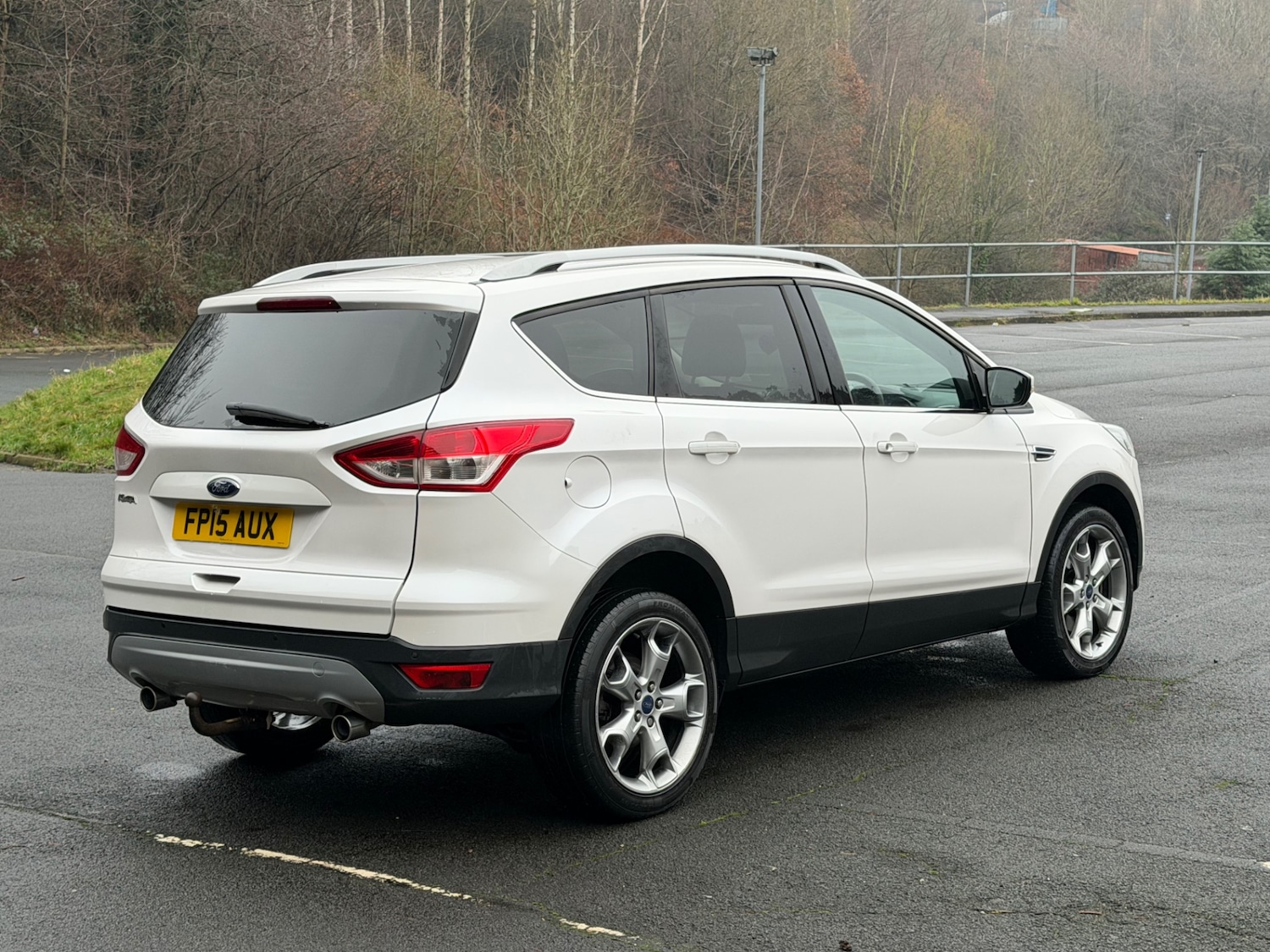 Used Ford Kuga 2015 for sale - 77454623: Photo 2