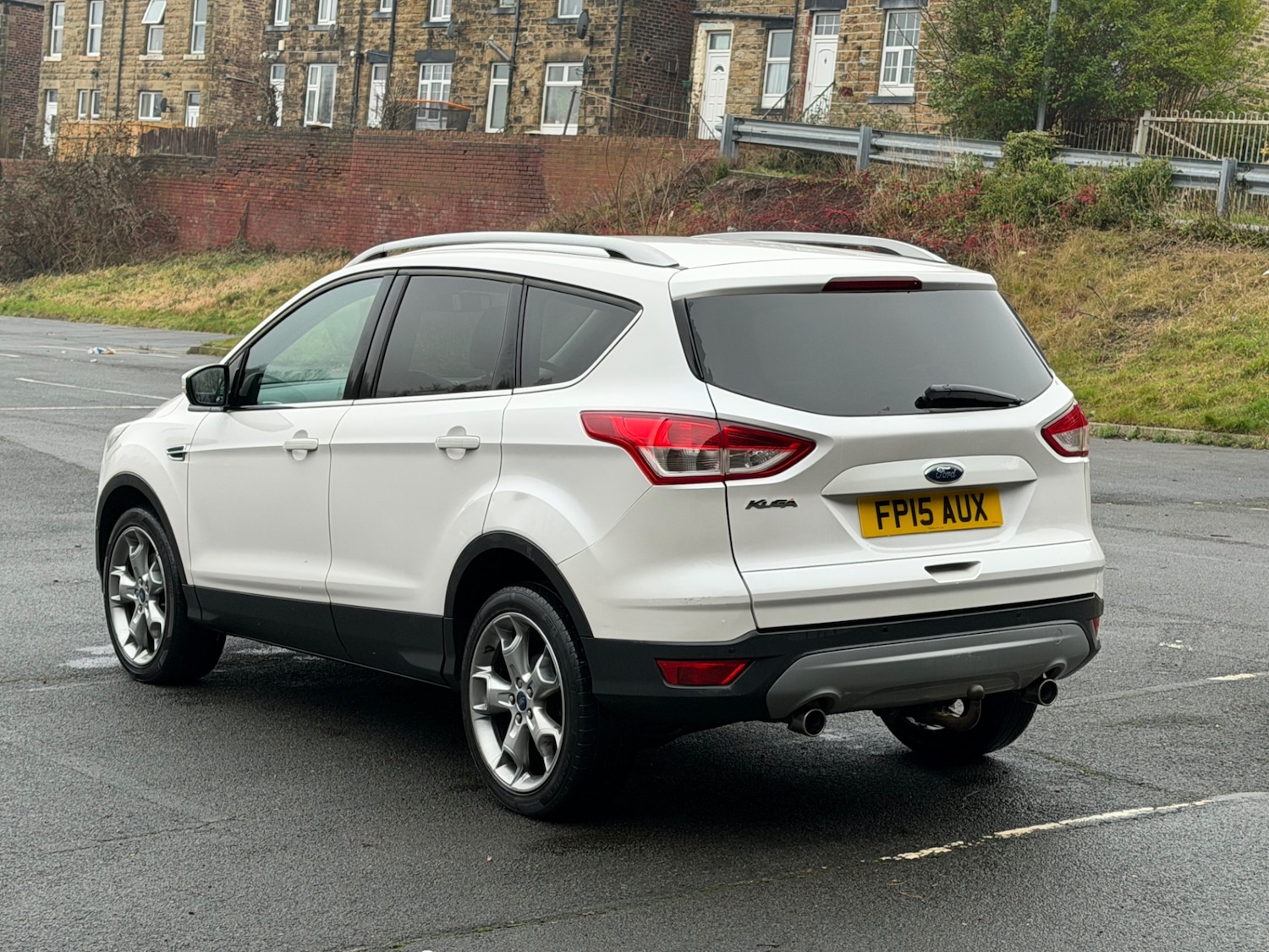Used Ford Kuga 2015 for sale - 77454623: Photo 3