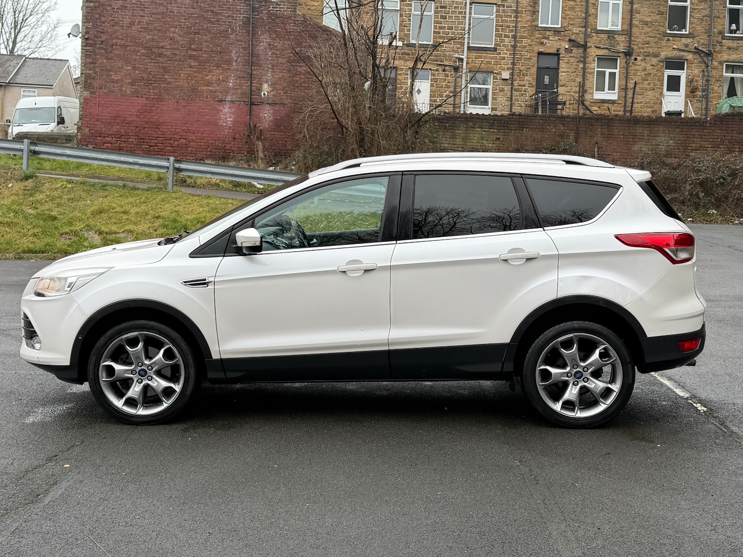 Used Ford Kuga 2015 for sale - 77454623: Photo 5
