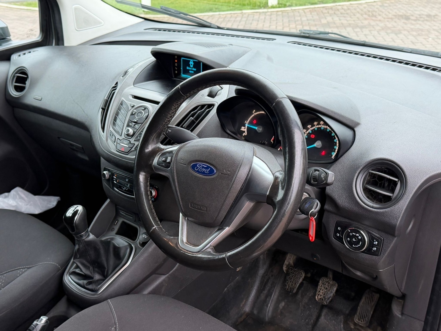 Used Ford Transit Courier 2017 for sale - 77404832: Photo 11