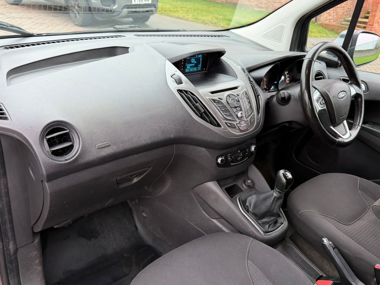 Used Ford Transit Courier 2017 for sale - 77404832: Photo 12