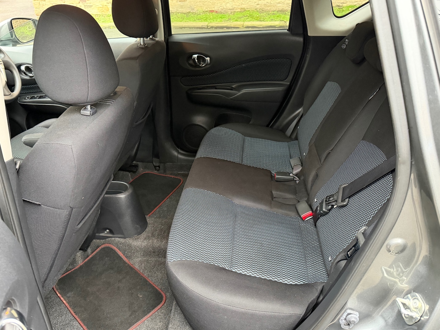 Used Nissan Note 2013 for sale - 77420304: Photo 13