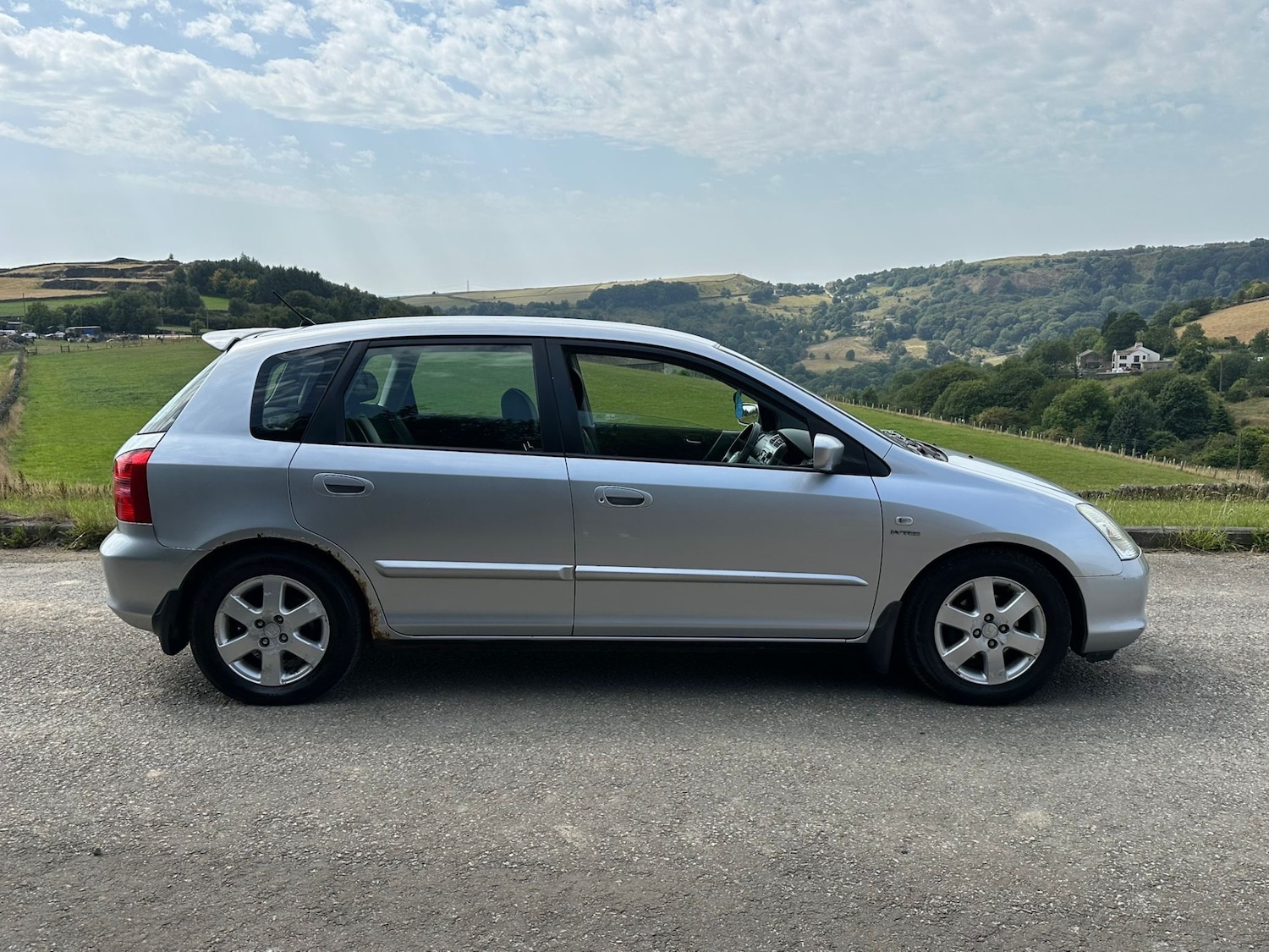 Used Honda Civic 2003 for sale - 77370859: Photo 11